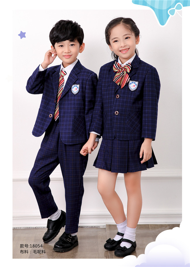 幼兒園園服禮服，藍格小西服